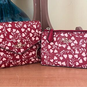 Coach  nwot divine Love Leaf Print Id Case and Wallet